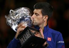 novak-djokovic-endi-marej-finale-melburn.jpg