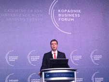 aleksandar-vucic-kopaonik-biznis-forum.jpg