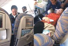 dubai-beograd-zena-d.m.pozlilo-avion.jpg