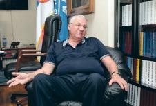 vojislav-seselj.jpg