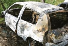 pozar-auto-zapaljen-auto-automobili-gornja-toponica.jpg