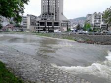 uzice-djetinja-centar-reka-nabujala-reka-poplave.jpg