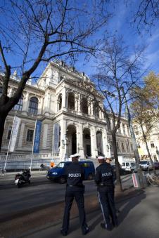 austrijska-policija-austrija-bec.jpg