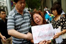 peking-mh370-protest.jpg