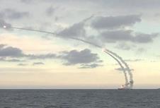 ruska-kaspijska-flota-ispaljuje-krstarece-rakete-na.jpg
