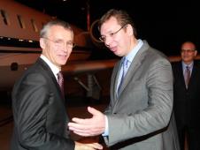 vucic-stoltenberg.jpg