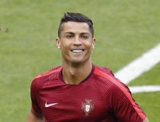 ronaldo-reuters01.jpg