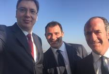 aleksandar-vucic-selfi.jpg