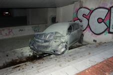 auto-garaza-zapaljen-auto-novi-beograd.jpg
