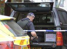 hapsenje-polcija-napad-mancester.jpg