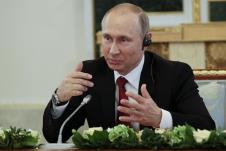 putin-fonetap-010601.jpg