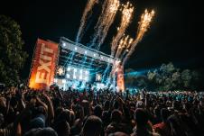 exit-main-stage.jpg