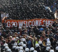 demonstracije-u-hamburgu-ap.jpg