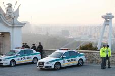 bratislava-slovacka-policija-foto-ap-sep-2016.jpg