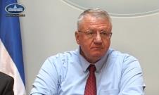 vojislav-seselj-skupstina-foto-youtube-printscreen.jpg