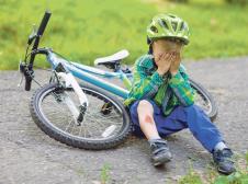 5.-stockphotocryingchildthathadfallenfromabicycle313982636.jpg