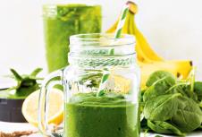 stockphotohealthygreensmoothiewithspinachbananalemonappleandchiaseedsinglassjarand636937162.jpg