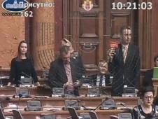 skupstina-sasa-radulovicfoto-printscreen-1.jpg