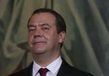 medvedev-r-060101.jpg