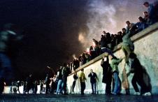 reuters-stringer-file-berlin-wall01.jpg