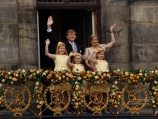 king-willemalexander-queen-maxima-and-their-daughters-2013.jpg