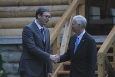vucic-ron-dzonson-vila-mir-foto-fonet-zoran-mrdja.jpg
