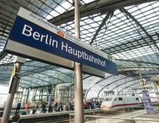 profimedia0233700989-berlin-hauptbahnhof.jpg