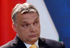 orban-r-160401.jpg