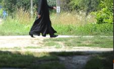 svestenik-pop-foto-kurir-nemanja-pancic-jul-2014.jpg