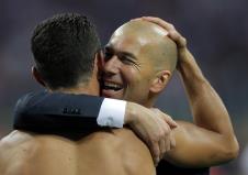 zidan-ronaldo01.jpg