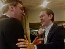 vucic-kurc-davos-foto-predsednistvo-1.jpg