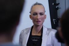 robot-sofija-foto-ap-jan-2018.jpg