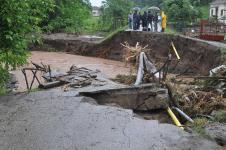 poplave-kraljevo-groblje-foto-tanjug-sasa-petrovic-8.jpg