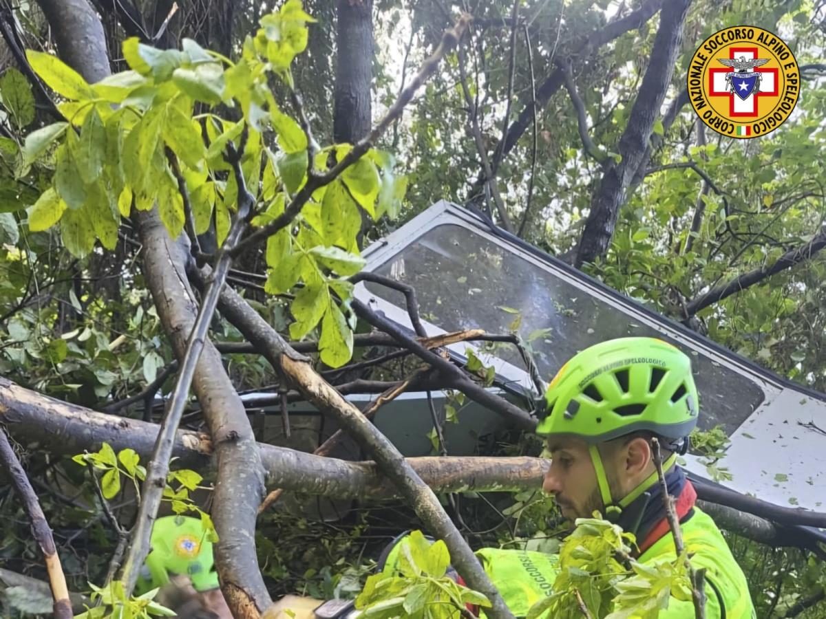 italy AP Soccorso Alpino E Speleologico.jpg