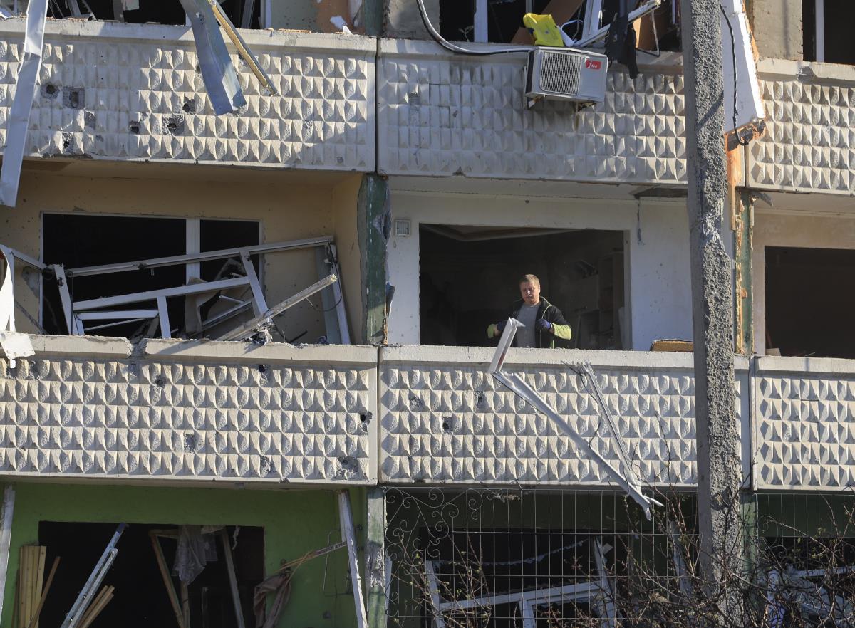 101 EPA Sergey Kozlov.jpg