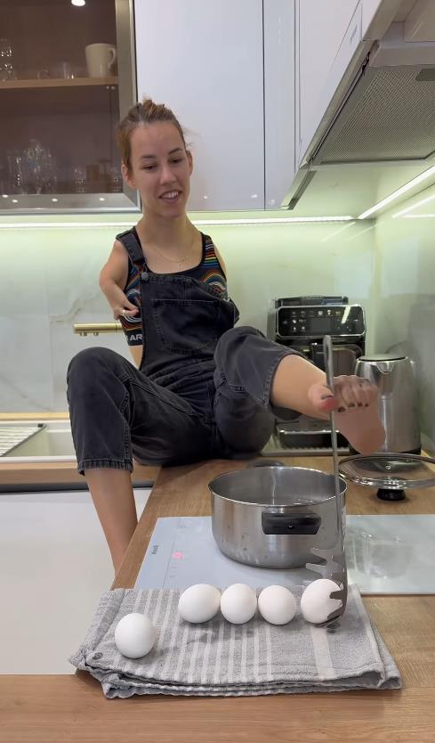 devojka sa krilima 10.png