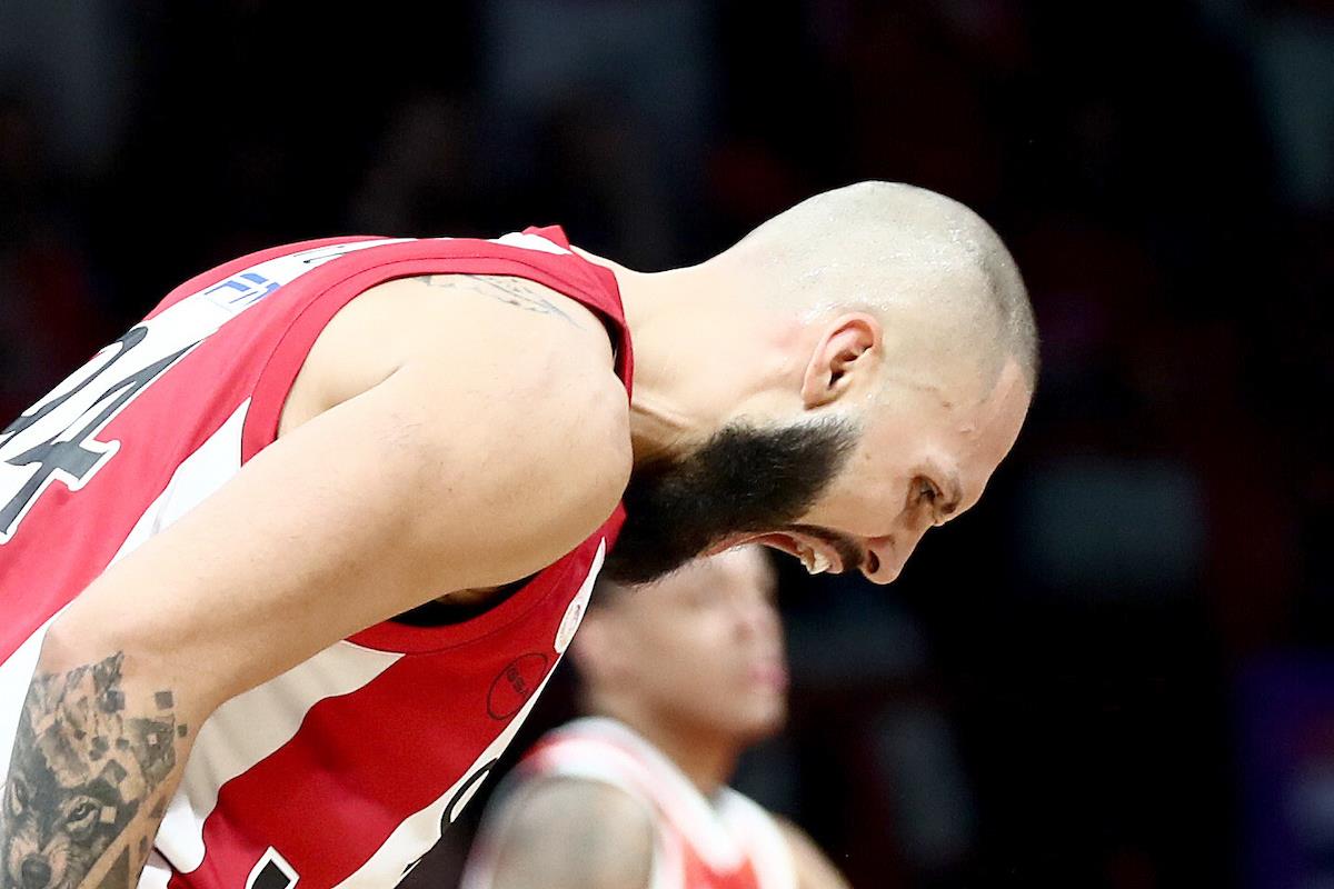 Nikola Vučević, Evan Furnije, prozivke, društvene mreže