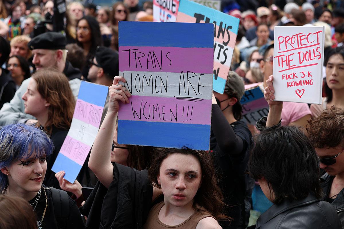 x03 EPA Andy Rain.jpg