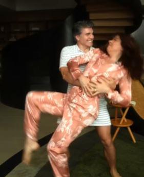 Klaudija Raja u zagrljaju supruga