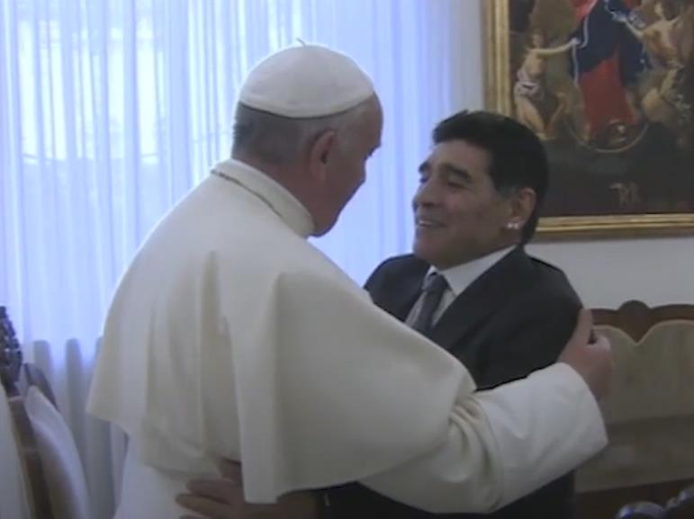 Papa Franja Dijego Maradona