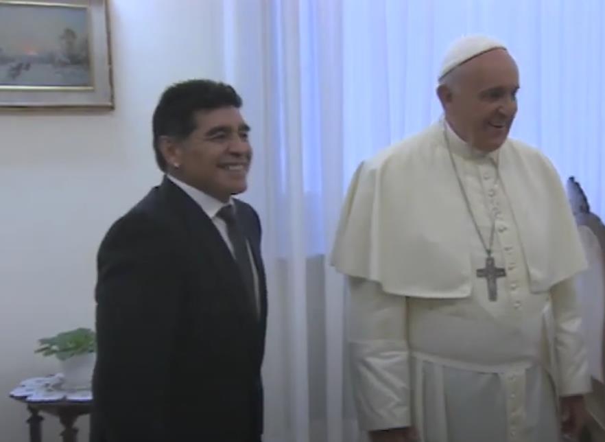 Papa Franja Dijego Maradona