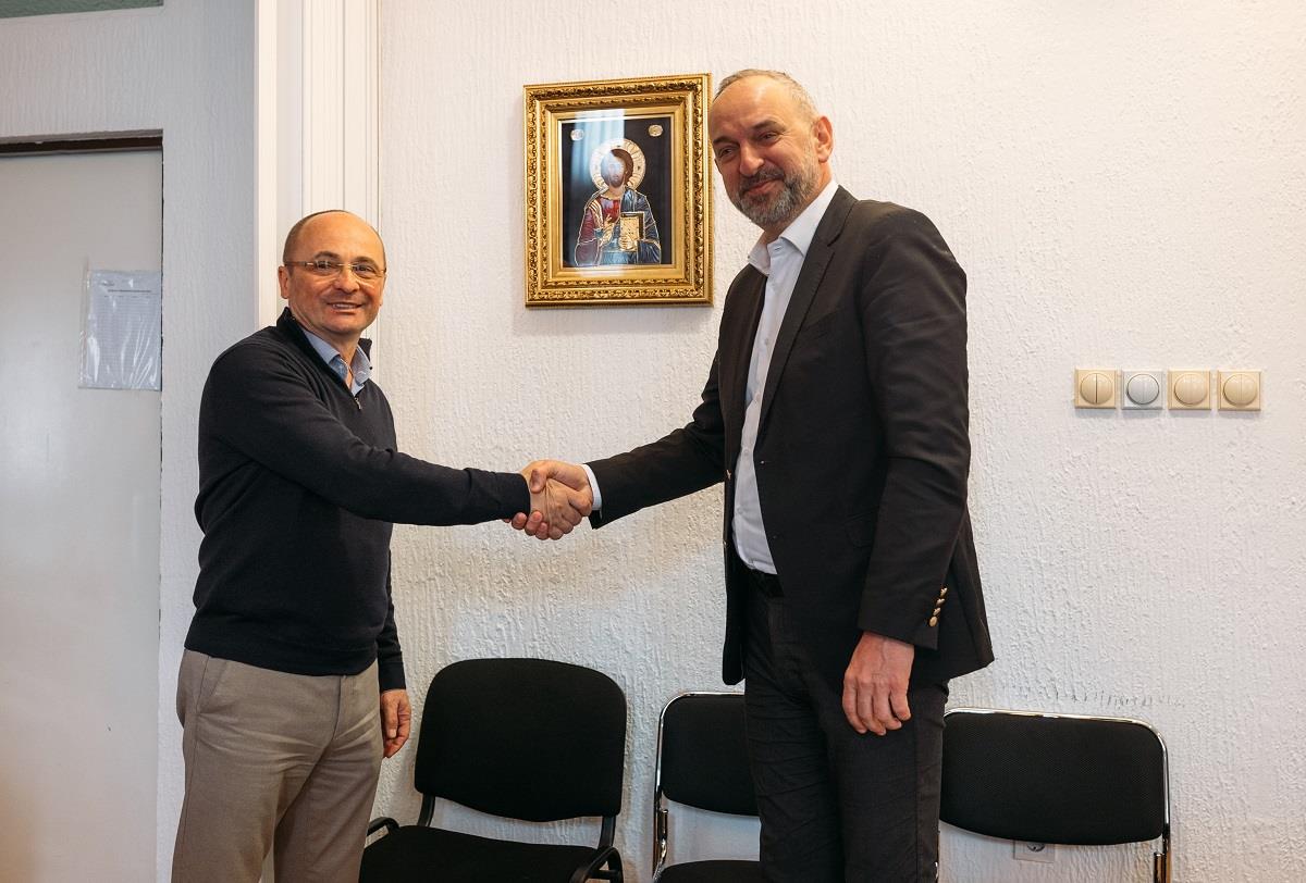 Ikona Isusa Pantokratora Tirsova 2 (autor Miloš Vučićević).jpg