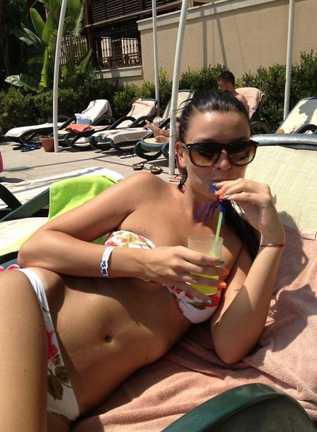 2025-04-22 10_22_29-Media posts by Maki (@MajaAmidzic) _ X.jpg