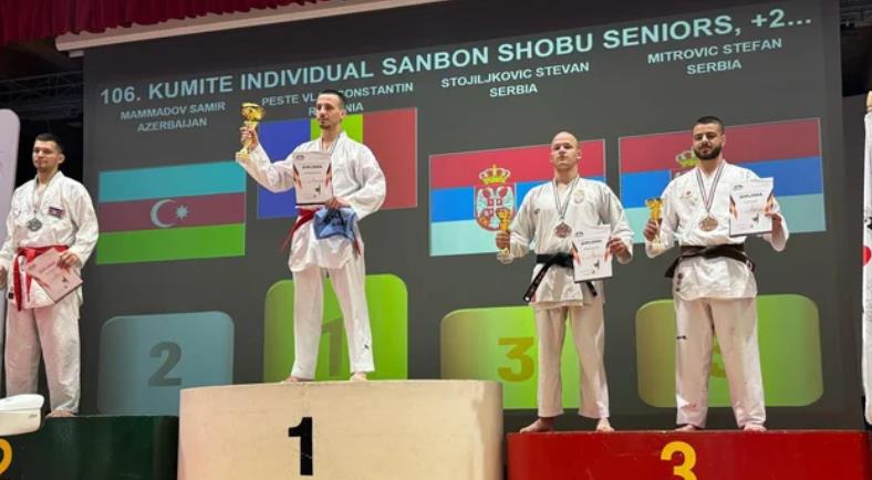 Screenshot 2025-04-22 123945.png