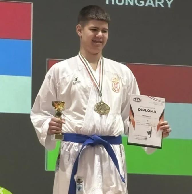 Screenshot 2025-04-22 124247.png