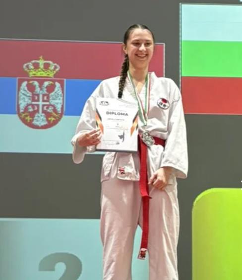 Screenshot 2025-04-22 124342.png