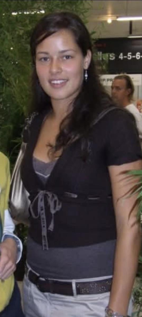 Ana Ivanović.jpg