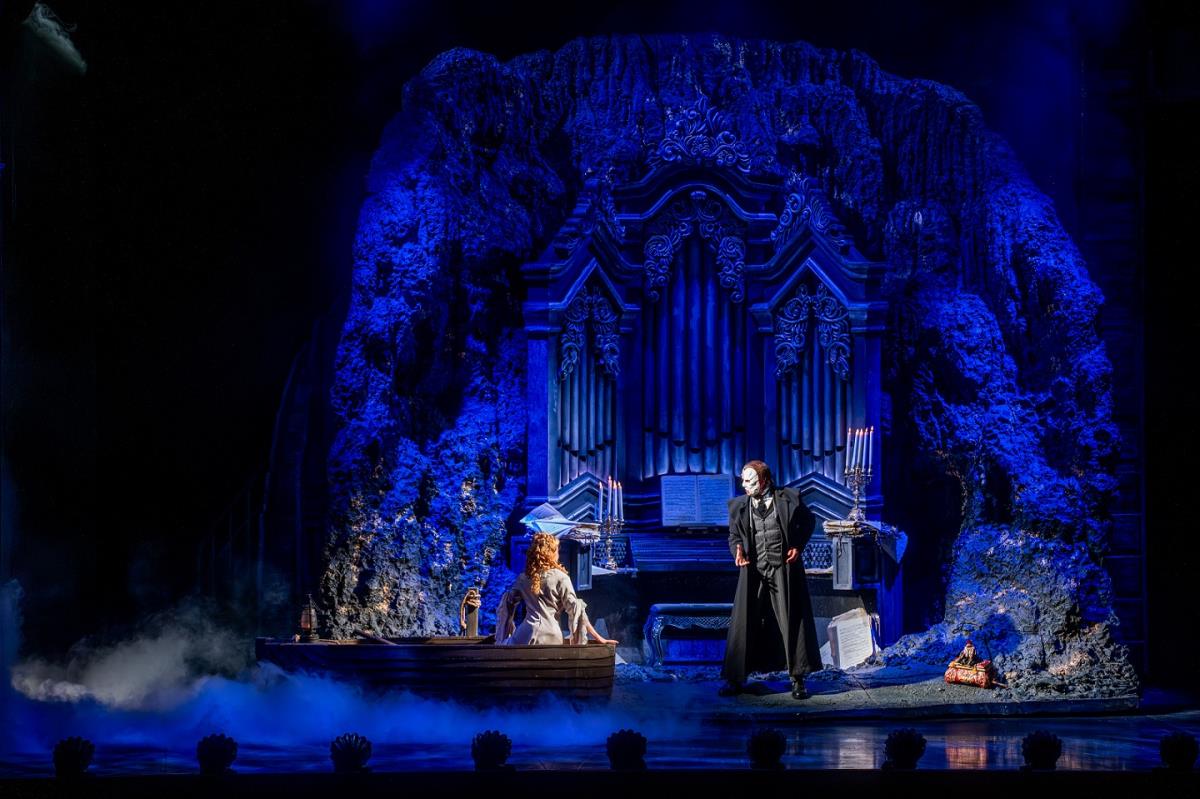 Fantom iz opere 02, foto Ivan Miladinovic.jpg