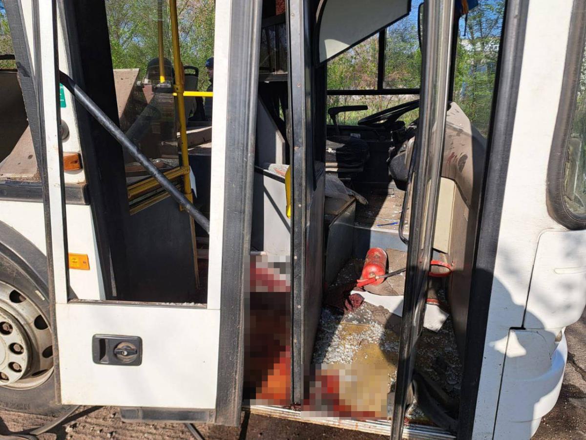 GpM2wv5XYAAZf2I copy.jpg