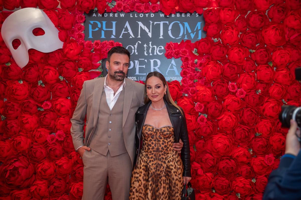 Ivan Bosiljcici i Jelena Tomasevic, Fantom iz opere PREMIJERA, foto Ivan Miladinovic.jpg